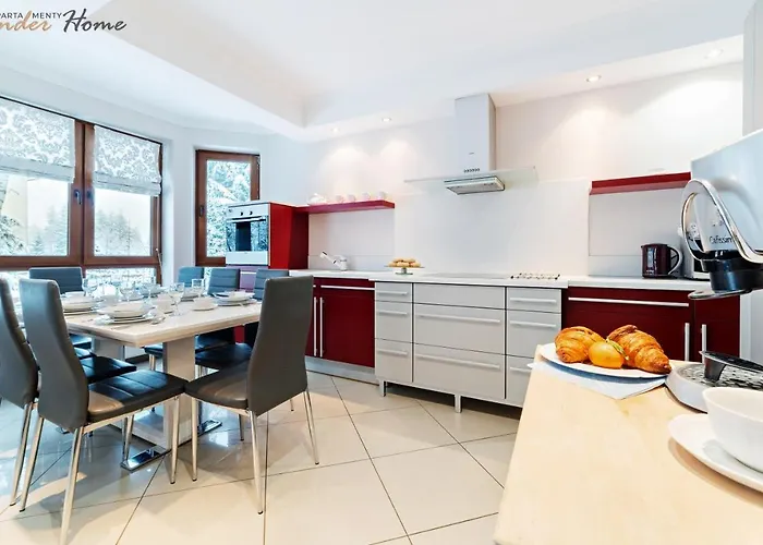 شقة Wonder - Z Balkonami Przy Szlakach Turystycznych - Blisko Plac Zabaw I Boisko Do Gry كارباش